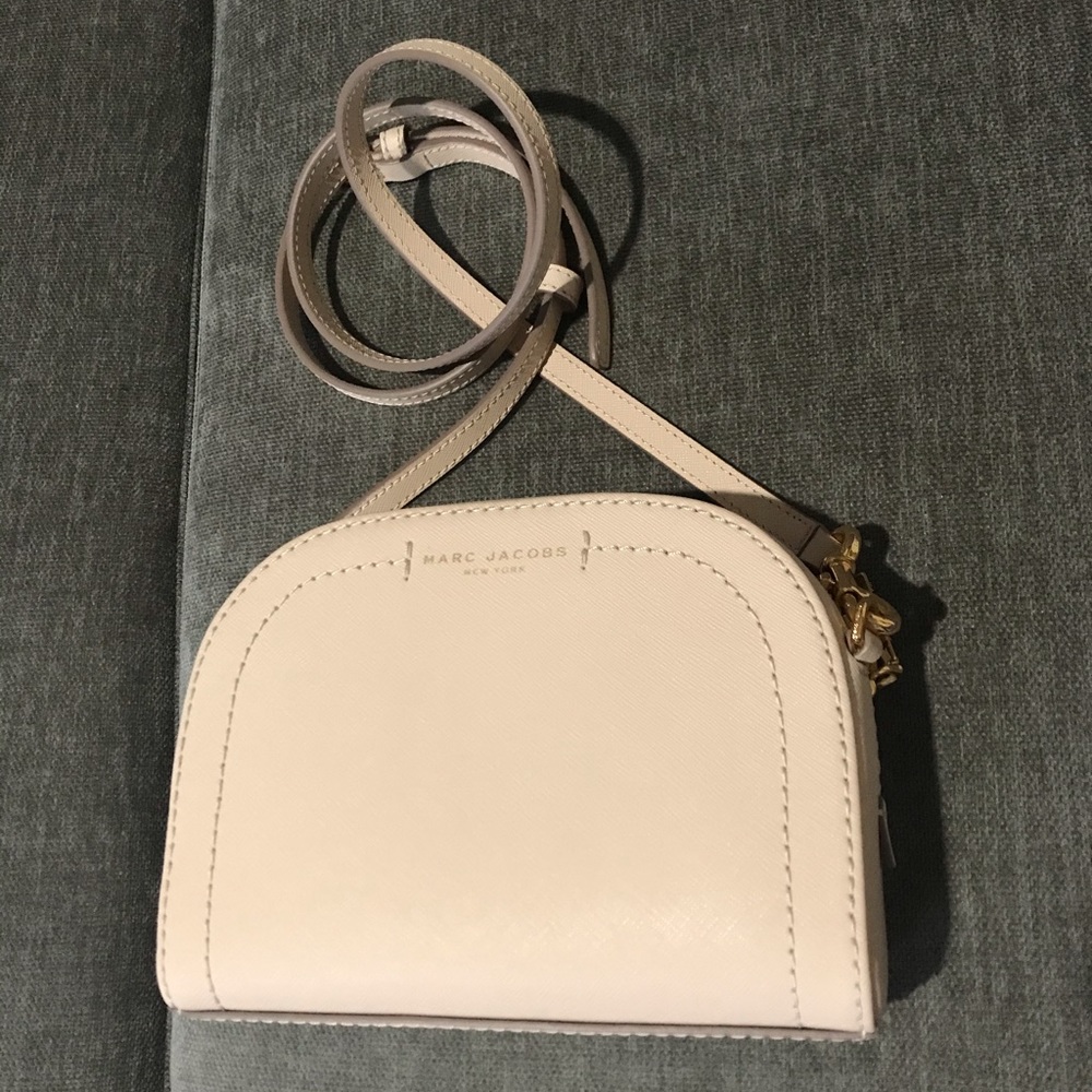 MARC JACOBS CAMERA BAG